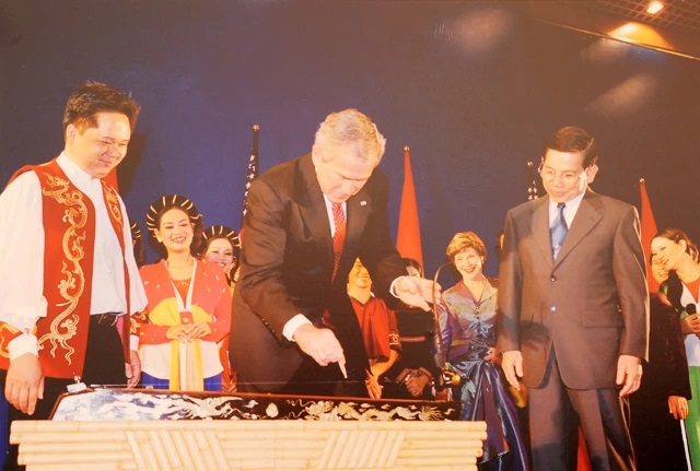 Dấu ấn đặc biệt trong những chuyến thăm của các tổng thống Mỹ tới Việt Nam - Ảnh 4.