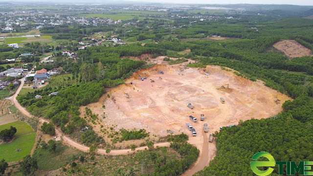 Quảng Ngãi: Băn khoăn đề xuất mỏ đất dính “núi” sai phạm cung cấp đất dự án đường 3.500 tỷ  - Ảnh 3.