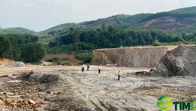 Quảng Ngãi: Băn khoăn đề xuất mỏ đất dính “núi” sai phạm cung cấp đất dự án đường 3.500 tỷ  - Ảnh 8.