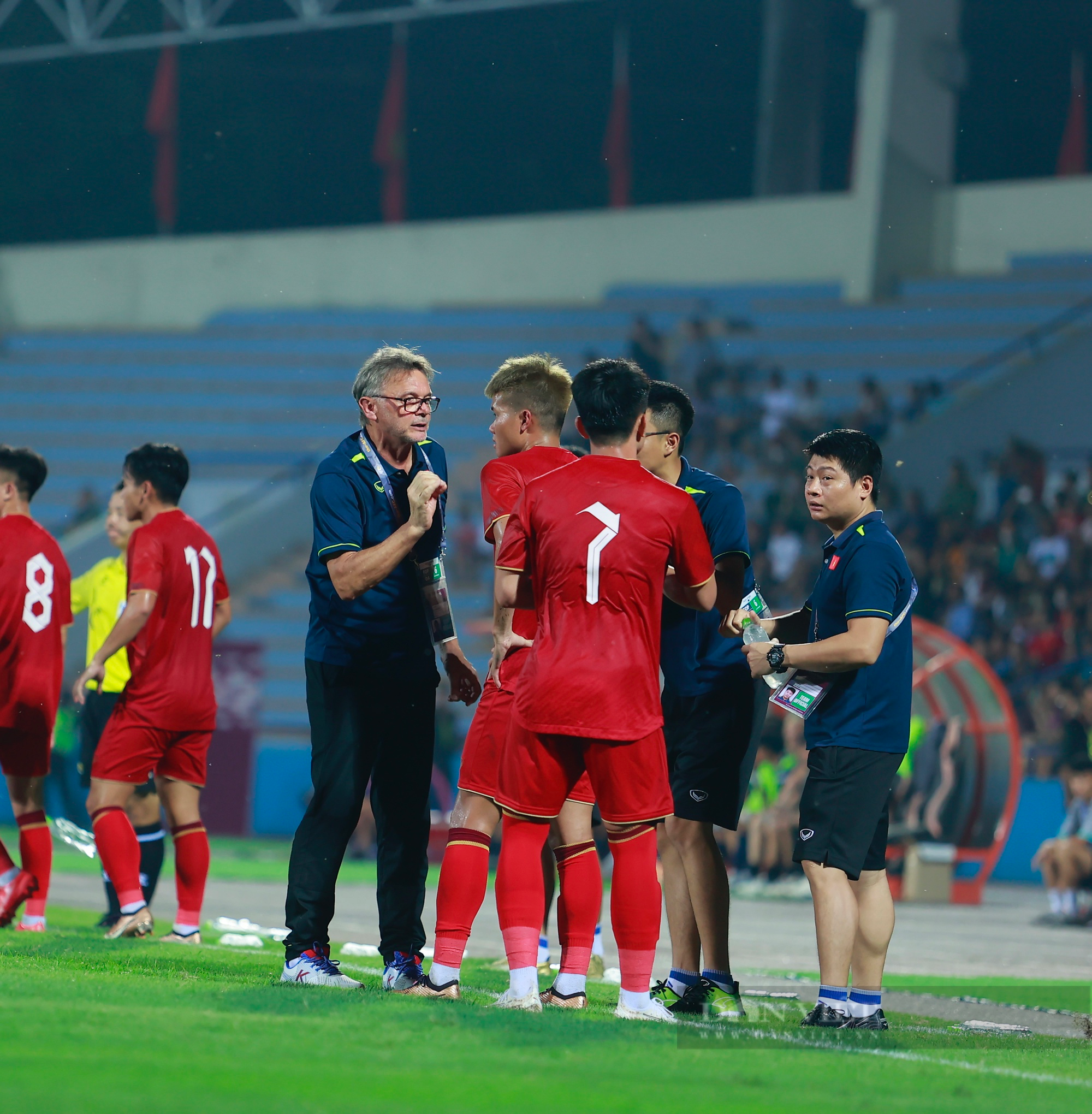 U23 Việt Nam thắng đậm trận đầu ra quân - Ảnh 8.