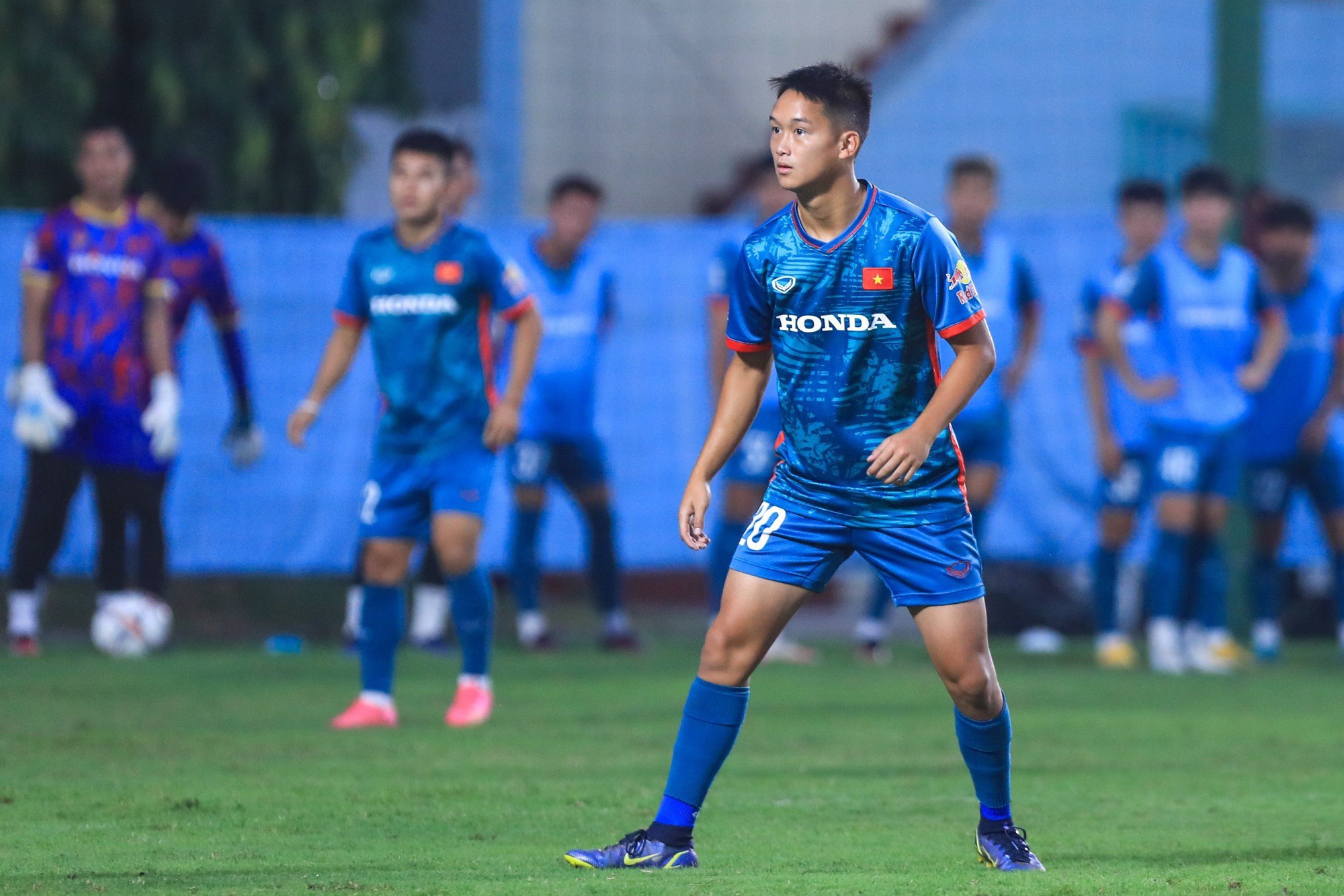 Tin sáng (7/9): Andrej Nguyễn An Khánh bất ngờ chia tay ĐT Việt Nam, trở về CH Czech - Ảnh 1.