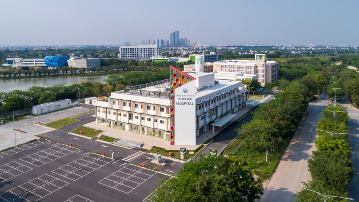 Nhà đầu tư nước ngoài tranh miếng bánh y tế tư nhân Việt Nam, mua bán bệnh viện dồn dập - Ảnh 2.