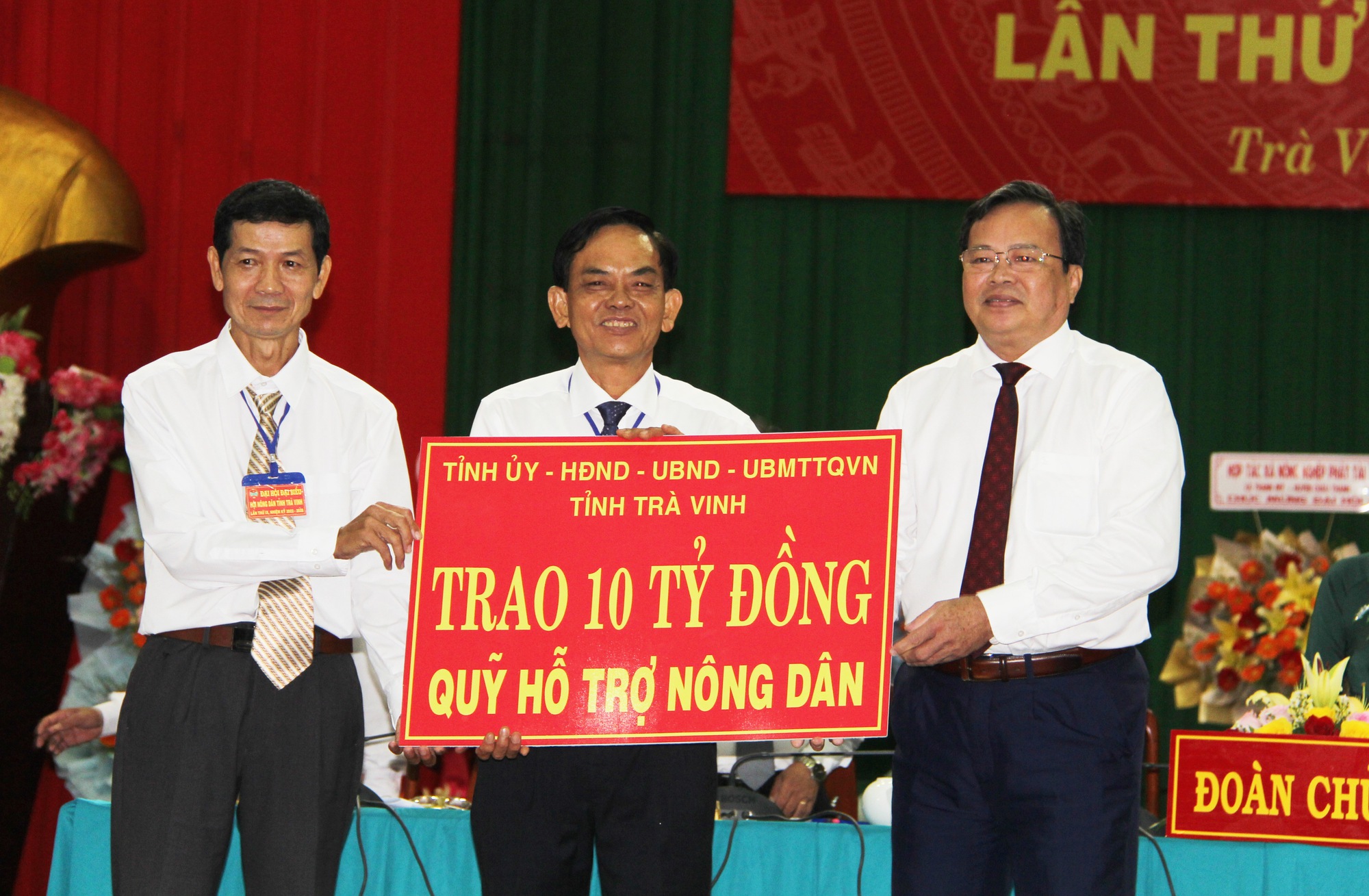 Bí thư Tỉnh ủy Trà Vinh, Phó Chủ tịch TƯ Hội NDVN dự, chỉ đạo Đại hội Hội Nông dân tỉnh Trà Vinh - Ảnh 7.