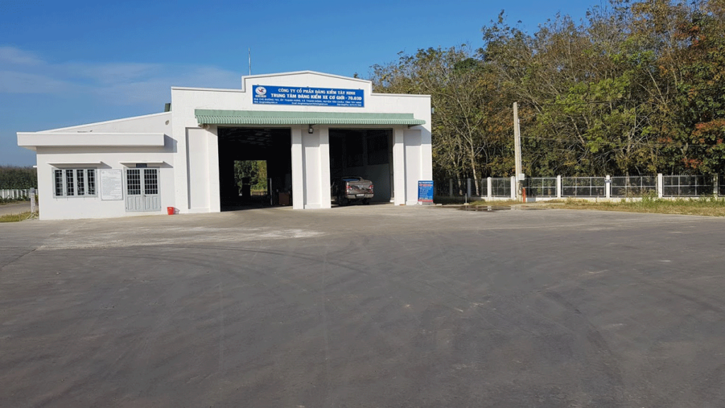 Khởi tố Giám đốc Công ty đăng kiểm xe cơ giới Tây Ninh nhận hối lộ - Ảnh 1.