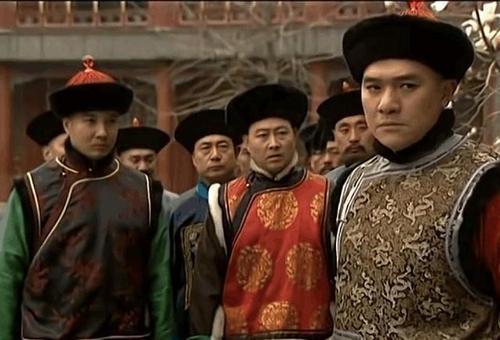 9 hoàng tử tranh ngai vàng và biến cố lớn nhất cuộc đời hoàng đế Khang Hi - Ảnh 3.