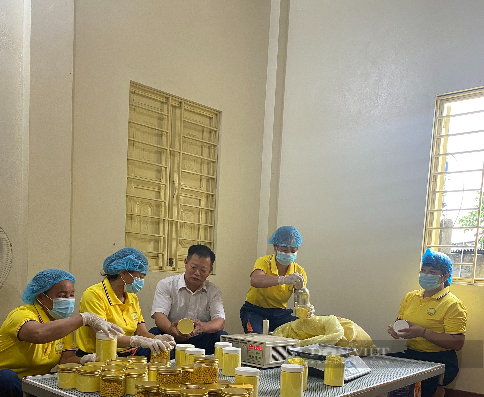 Giám đốc HTX dân tộc Giáy đưa bài thuốc gia truyền ở Lào Cai phục vụ sức khỏe cộng đồng - Ảnh 4.