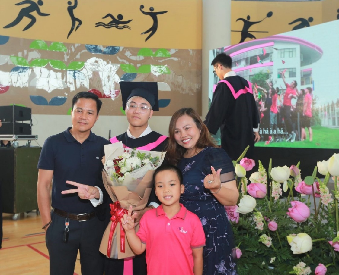 Khai trường, học sinh nội trú TH School Hòa Lạc trở lại ký túc xá “thân thương như về nhà” - Ảnh 7.