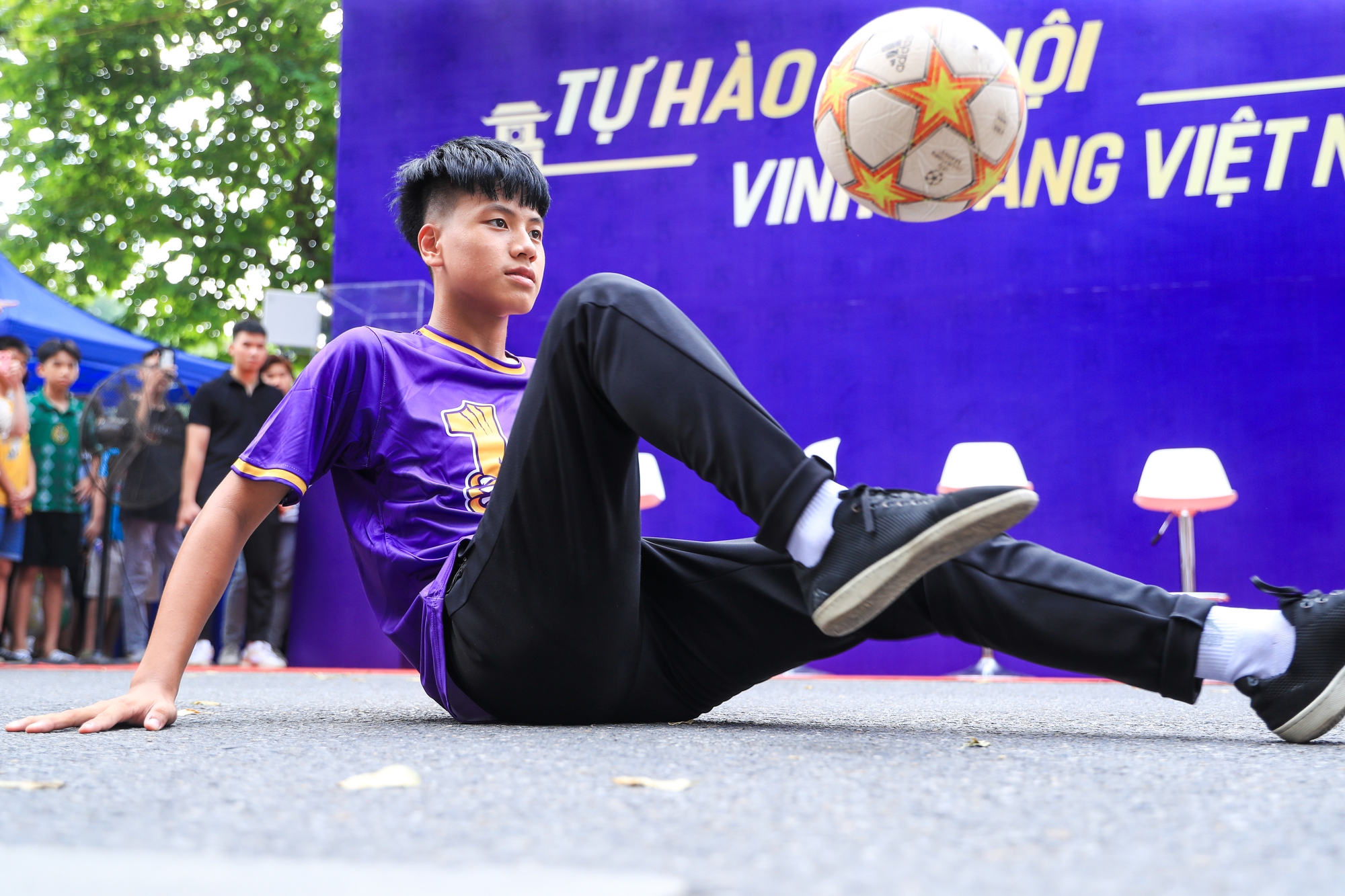 &quot;Chỉ cần NHM tới thật đông, Hà Nội FC tự tin thắng bất cứ đối thủ nào!”  - Ảnh 6.