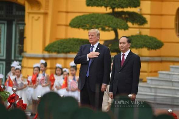 Hình ảnh các Tổng thống Mỹ từng có chuyến thăm chính thức tại Việt Nam - Ảnh 11.