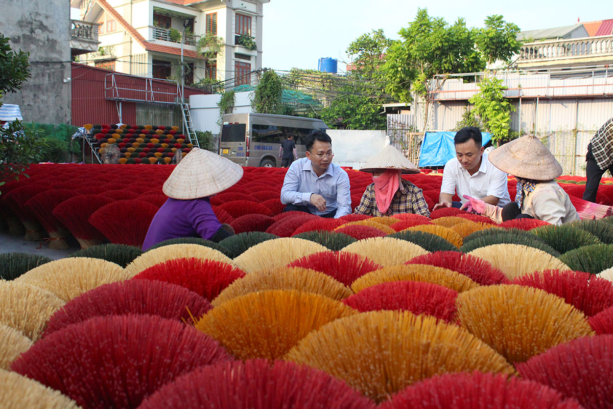 Ứng Hòa (Hà Nội) phát triển du lịch gắn với trải nghiệm làng nghề và lịch sử cách mạng - Ảnh 3.