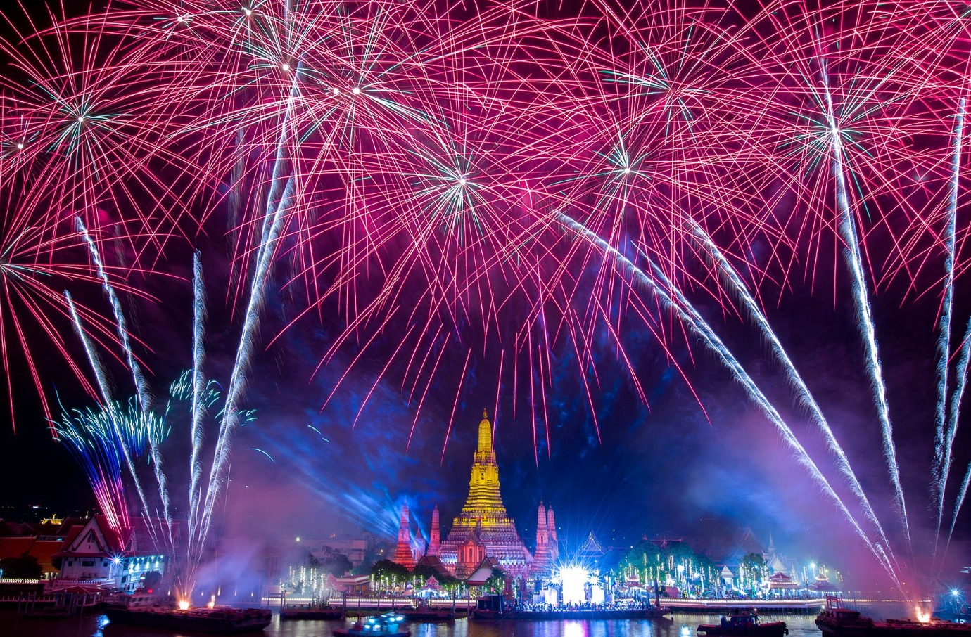 Hình ảnh báo chí 24h: Pháo hoa chào năm mới 2024 tuyệt đẹp tại Bangkok  - Ảnh 2.