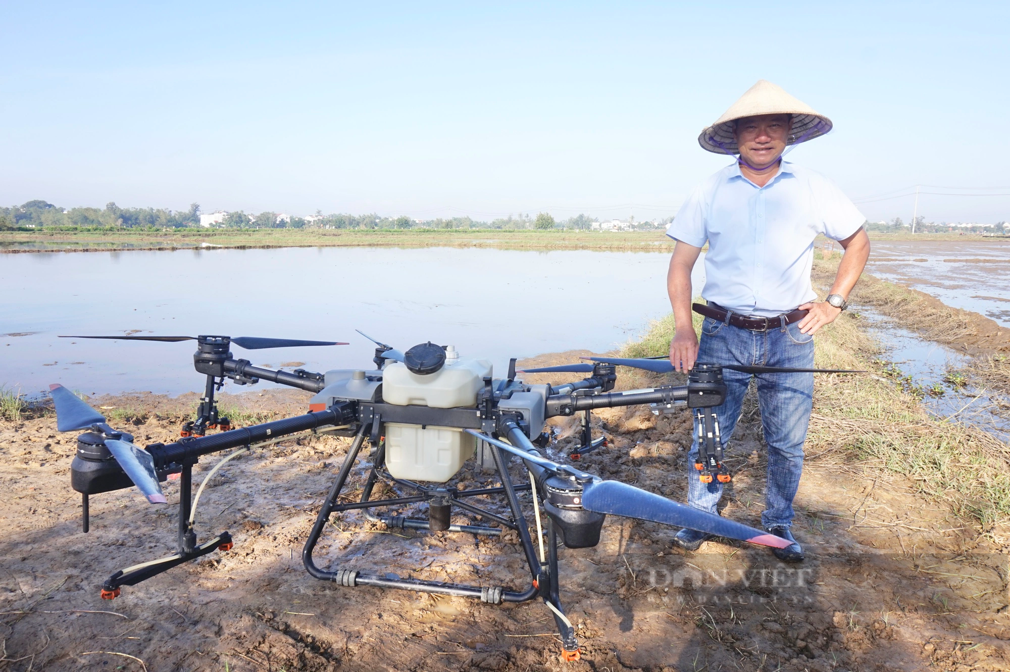 Quảng Nam: Nông dân Hội An thuê “chim sắt” làm điều gì mà thu hút đông đảo người dân đến xem?- Ảnh 3.