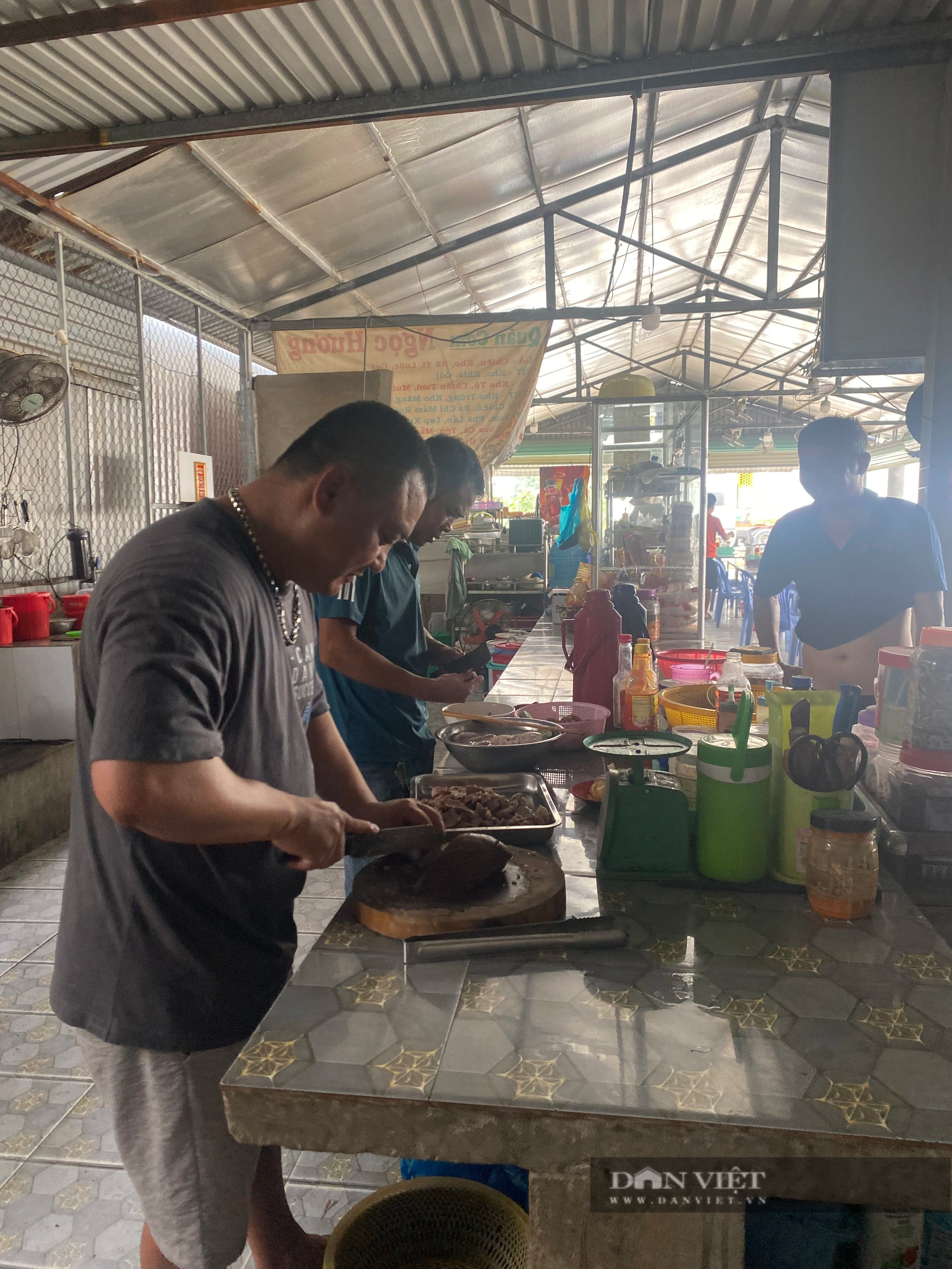 Gian nan hành trình gần 2.000km đưa sầu riêng đến cửa khẩu- Ảnh 10.