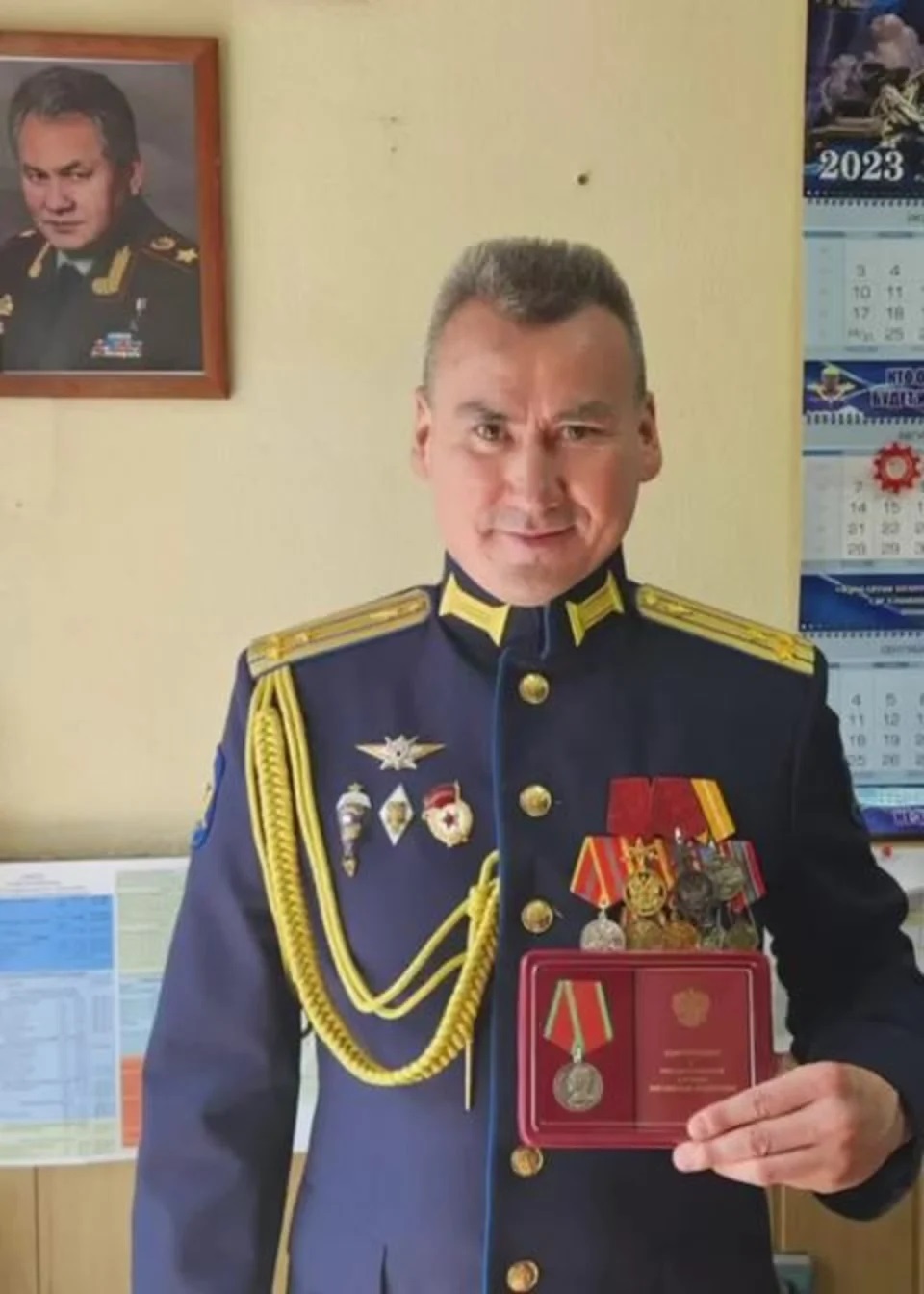 Đại tá Nga trúng mìn thiệt mạng khi đang đi thăm quân đội ở tiền tuyến Ukraine- Ảnh 1.