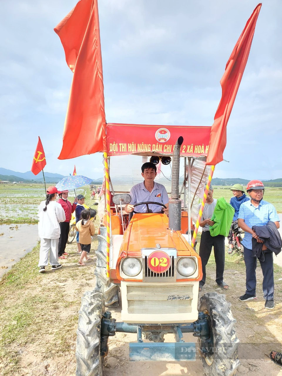 Lần đầu tiên Hà Tĩnh tổ chức Hội thi nông dân cày ruộng giỏi - Ảnh 10.