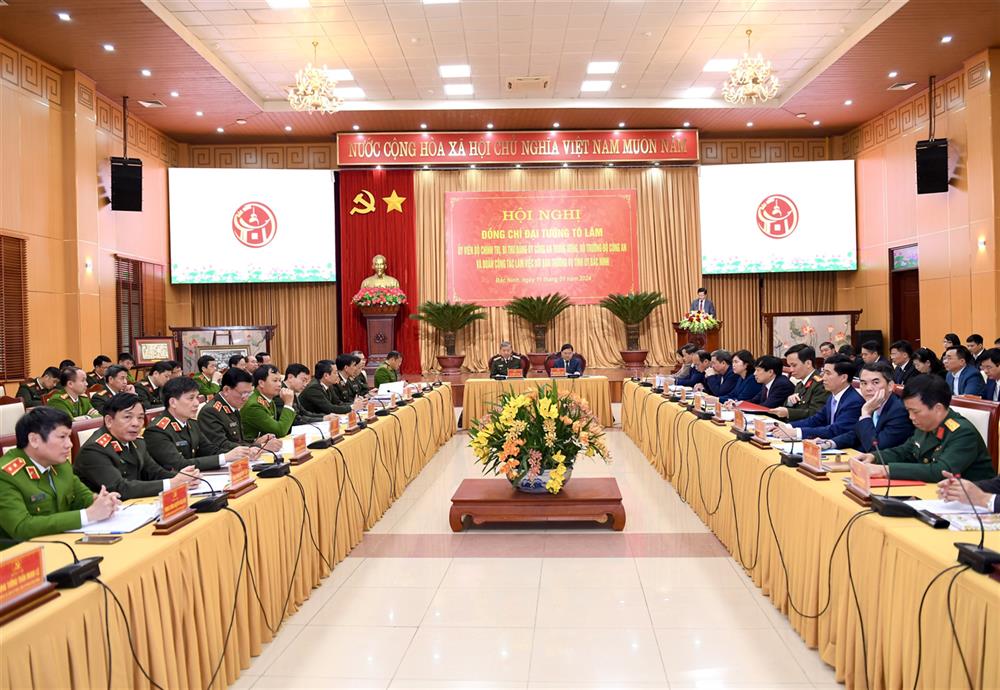Bộ trưởng Bộ Công an Tô Lâm: Đưa Bắc Ninh trở thành hình mẫu "Tỉnh an toàn giao thông"- Ảnh 1.