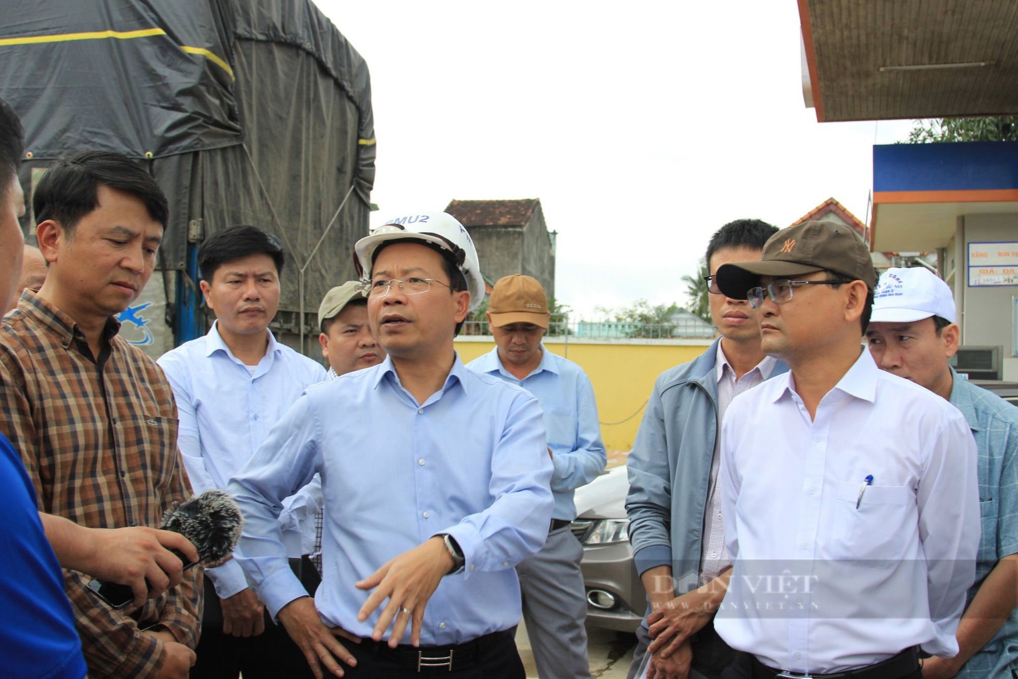 Thứ trưởng Bộ GTVT, Phó Chủ tịch tỉnh thị sát cung đường "đau khổ" nhất Bình Định- Ảnh 3.