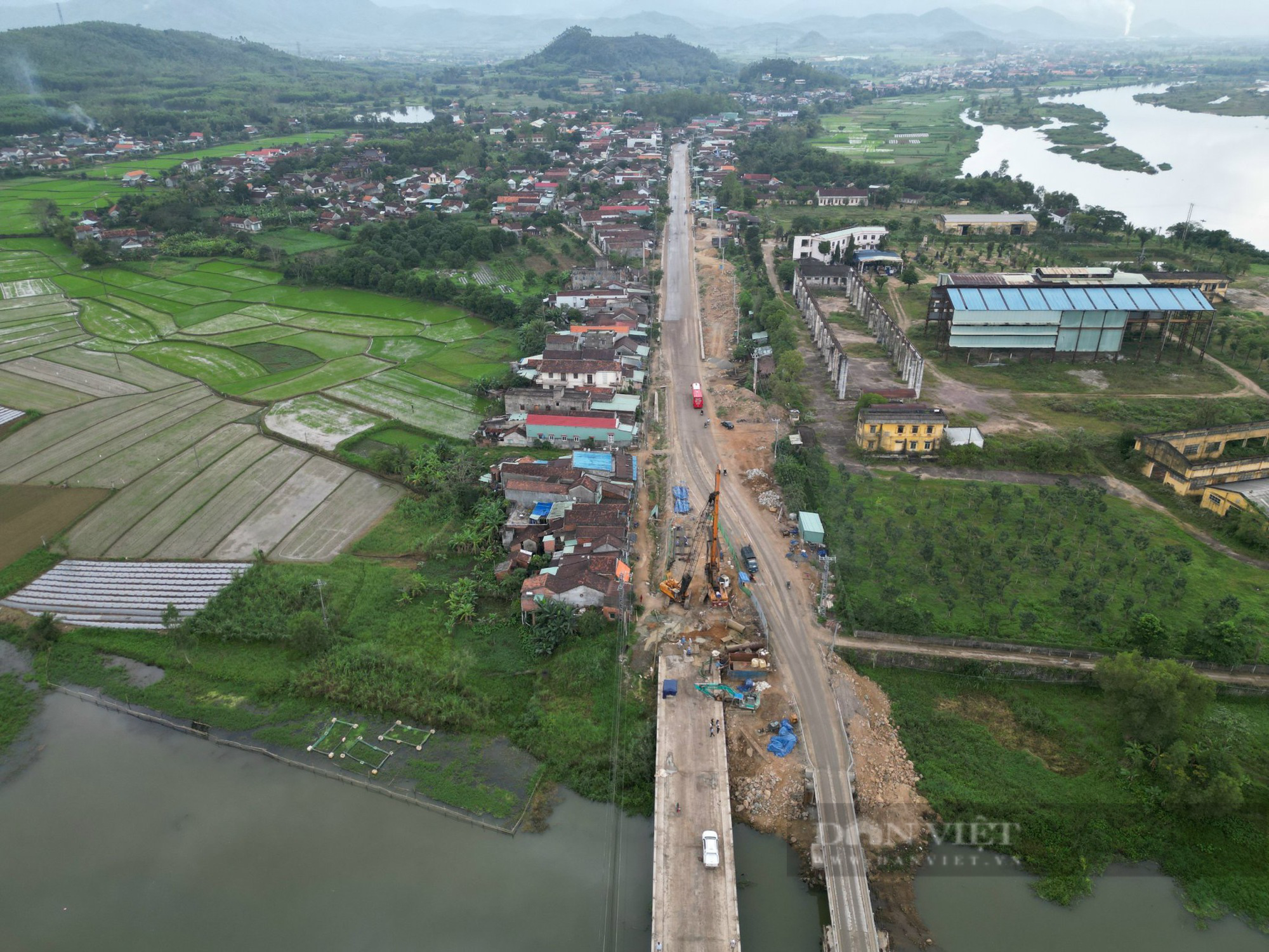 Thứ trưởng Bộ GTVT, Phó Chủ tịch tỉnh thị sát cung đường "đau khổ" nhất Bình Định- Ảnh 4.