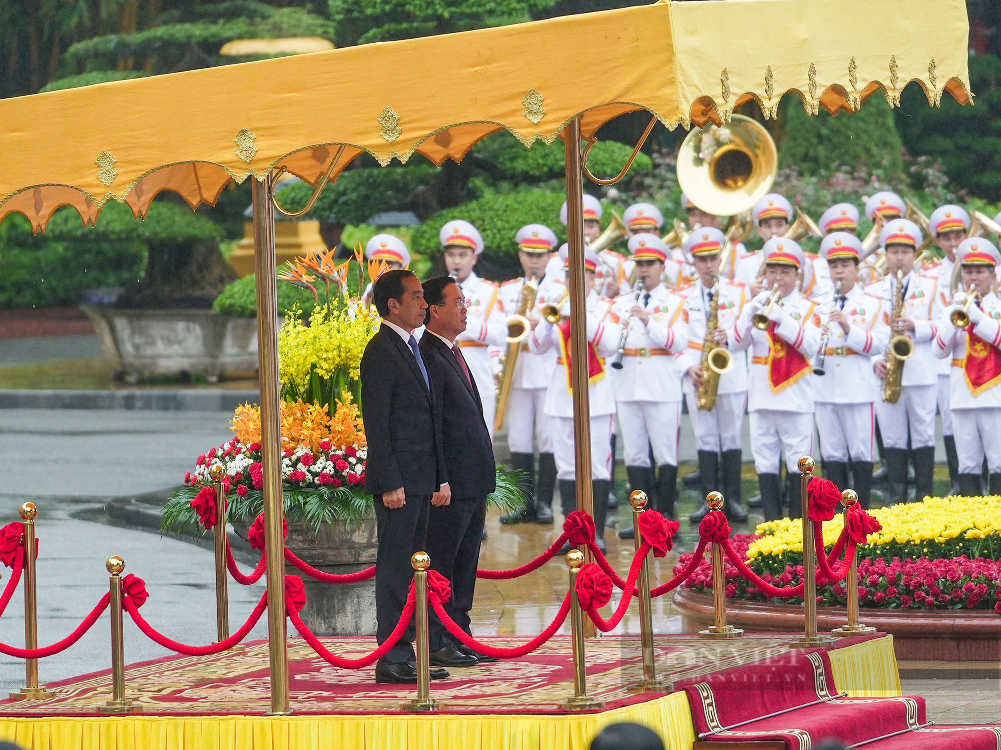 Hình ảnh Chủ tịch nước Võ Văn Thưởng chủ trì lễ đón Tổng thống Indonesia Joko Widodo thăm Việt Nam- Ảnh 5.