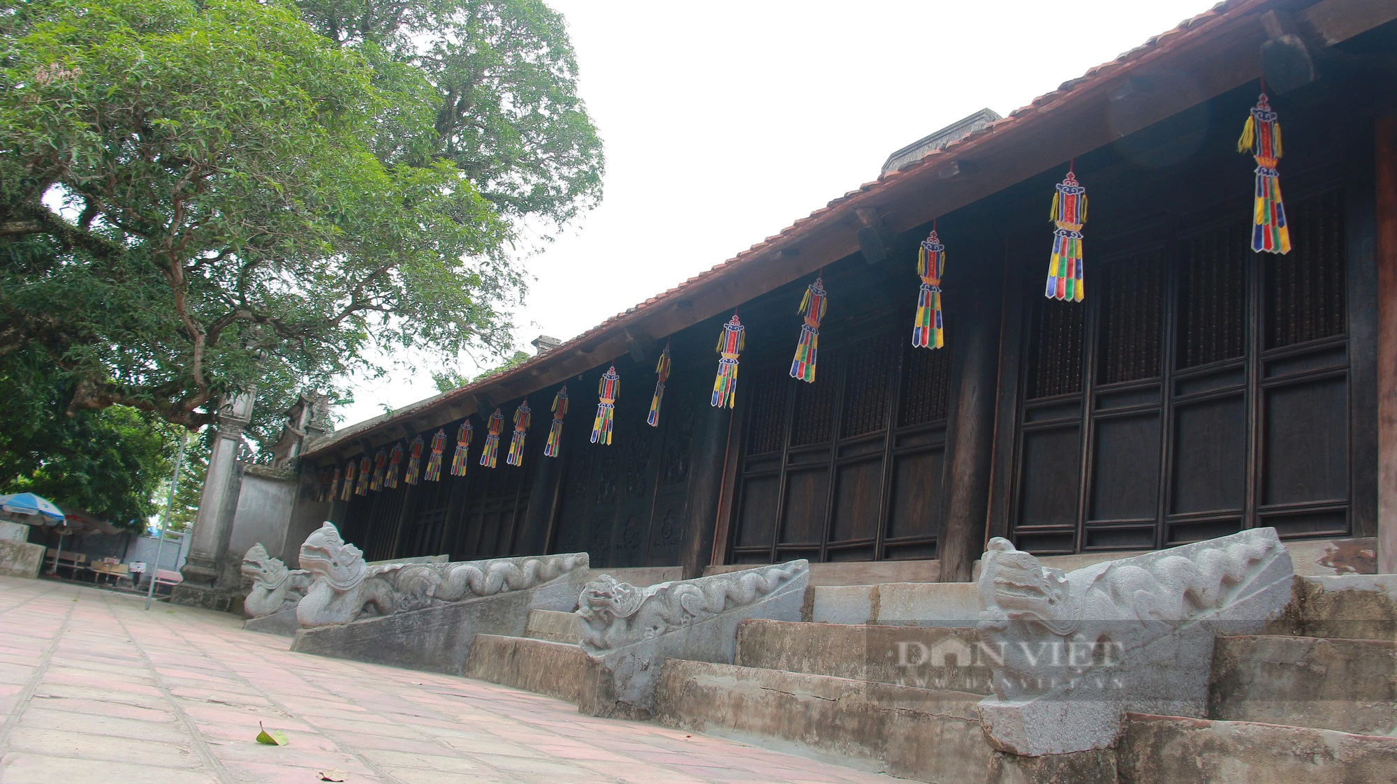 Tượng rồng ở lan can thành bậc đá chùa Phổ Minh-một chùa cổ nổi tiếng Nam Định có gì đặc biệt?- Ảnh 3.