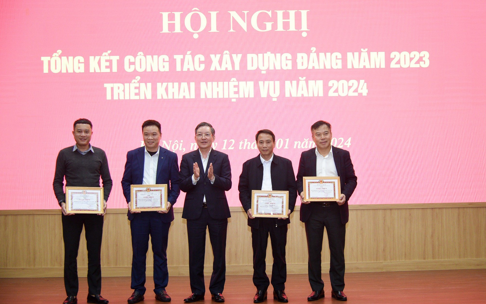 Đảng bộ cơ quan T.Ư Hội Nông dân Việt Nam tổng kết công tác xây dựng Đảng năm 2023, triển khai nhiệm vụ năm 2024