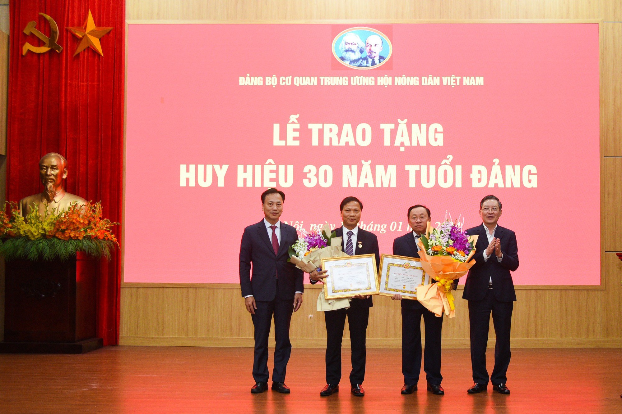 Đảng bộ cơ quan T.Ư Hội Nông dân Việt Nam tổng kết công tác xây dựng Đảng năm 2023, triển khai nhiệm vụ năm 2024- Ảnh 1.