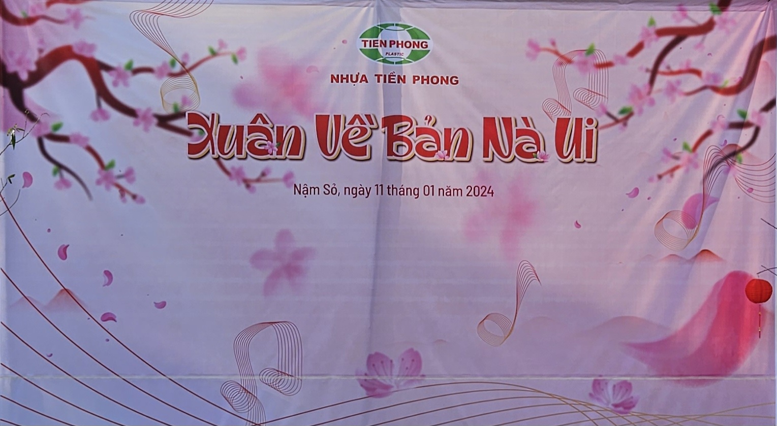 Nhựa Thiếu niên Tiền Phong mang mùa xuân về cho bà con dân bản Nà Ui, tỉnh Lai Châu- Ảnh 2.