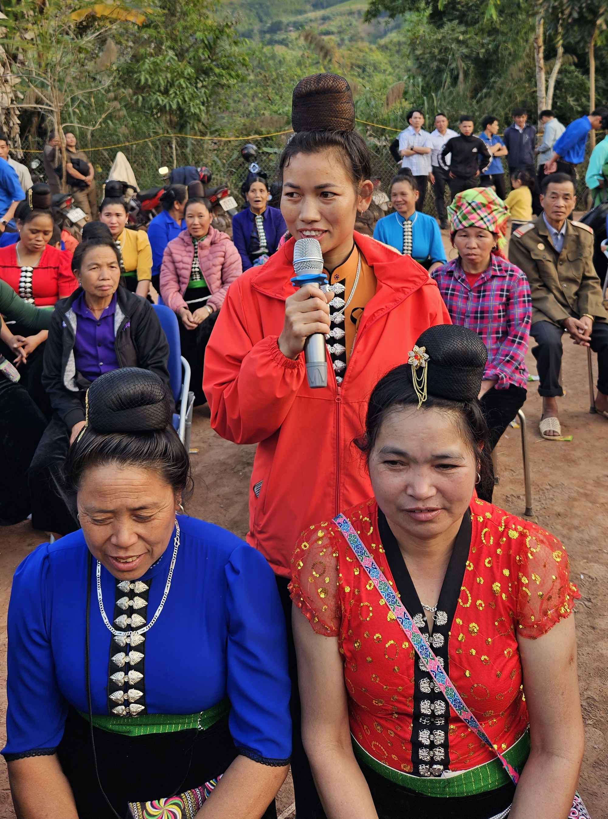 Nhựa Thiếu niên Tiền Phong mang mùa xuân về cho bà con dân bản Nà Ui, tỉnh Lai Châu- Ảnh 4.