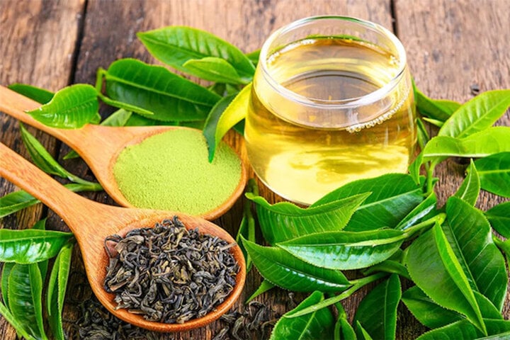 Bất ngờ về tác dụng của lá trà xanh, lá trà xanh chữa bệnh gì?- Ảnh 1.