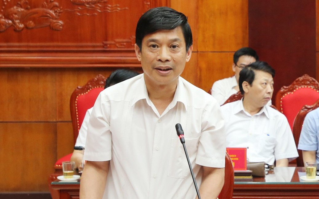 Cùng đi chơi golf với Giám đốc Sở NNPTNT tỉnh Bắc Ninh, vì sao Bí thư Huyện ủy Yên Phong không bị kỷ luật?