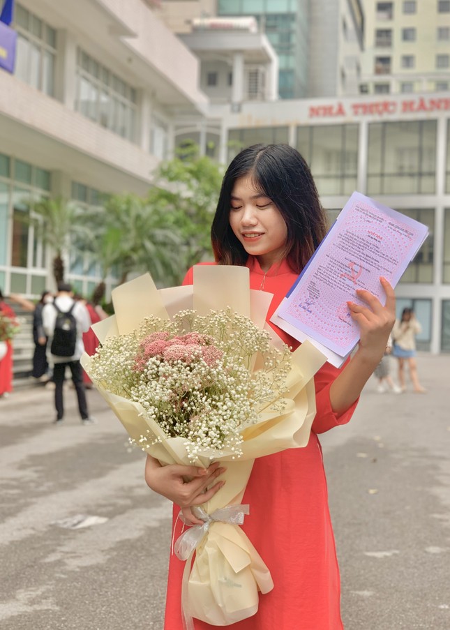 Nữ Đảng viên trẻ trường Đại học Luật Hà Nội: "Tự hào là Sinh viên 5 tốt tiêu biểu cấp trung ương"- Ảnh 3.