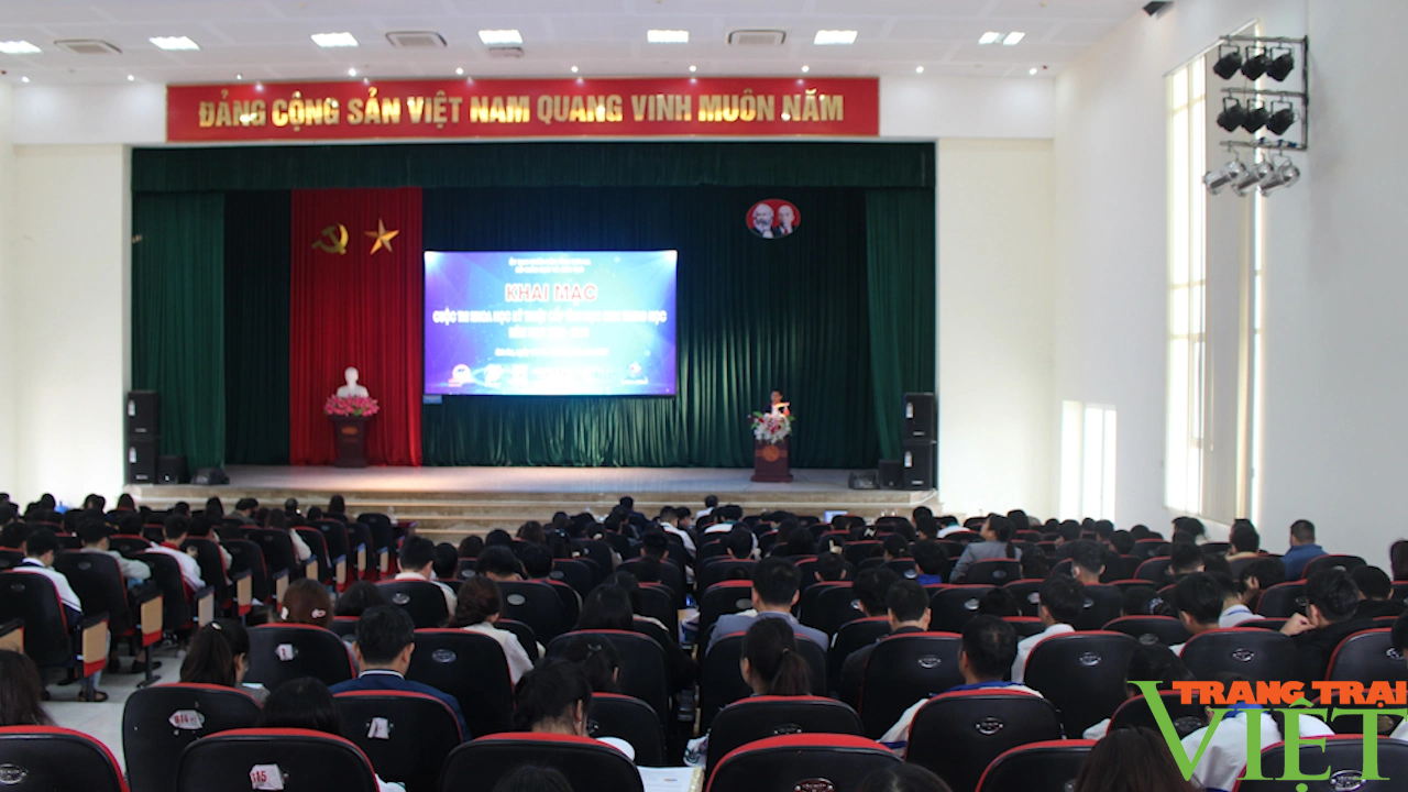 Sơn La: Khai mạc cuộc thi khoa học kỹ thuật dành cho học sinh trung học- Ảnh 1.