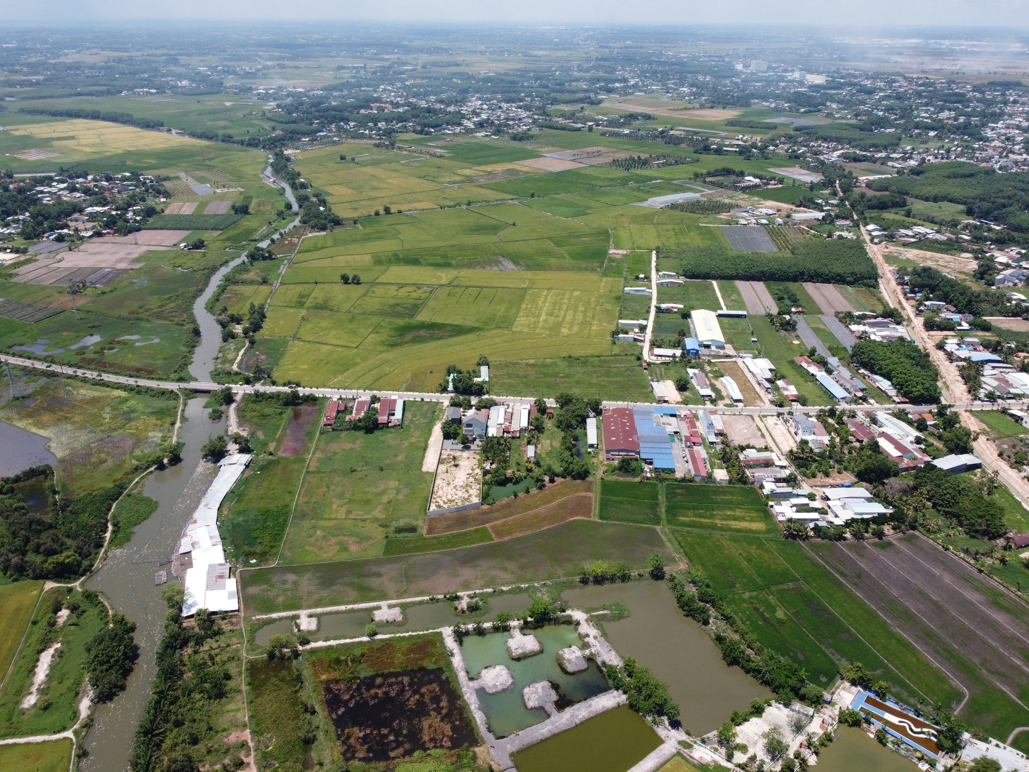 Hội Môi giới bất động sản Việt Nam kiến nghị hàng loạt vấn đề quan trọng về Luật Đất đai sửa đổi - Ảnh 1.