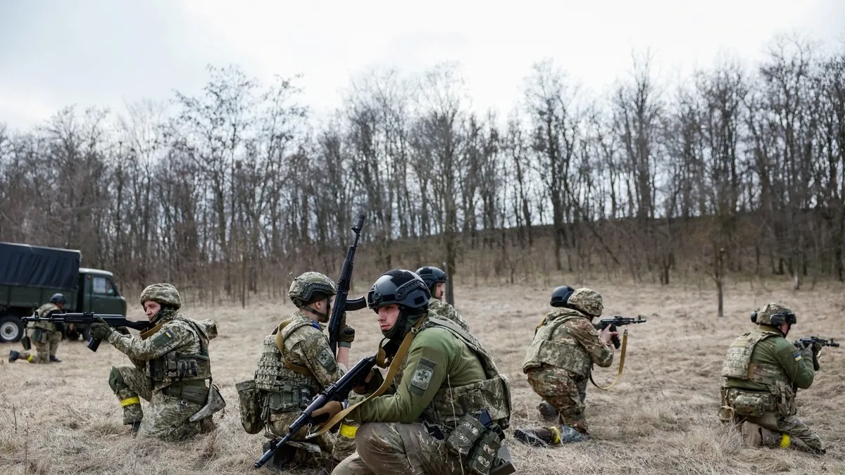 Quân đội Ukraine phát động cuộc phản công dữ dội chống lại Nga ở mặt trận Đông Nam- Ảnh 1.