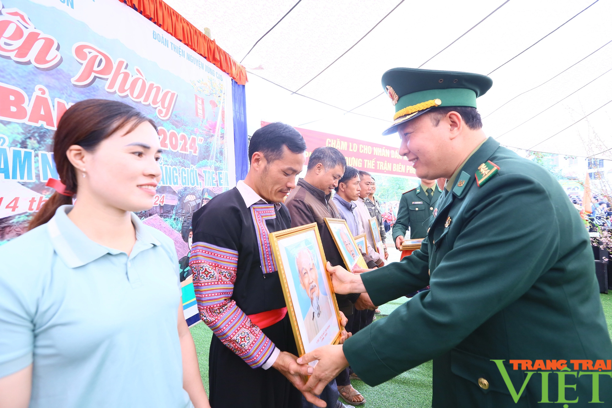 Biên phòng Sơn La quan tâm chăm lo cho học sinh và nhân dân khu vực biên giới- Ảnh 2.