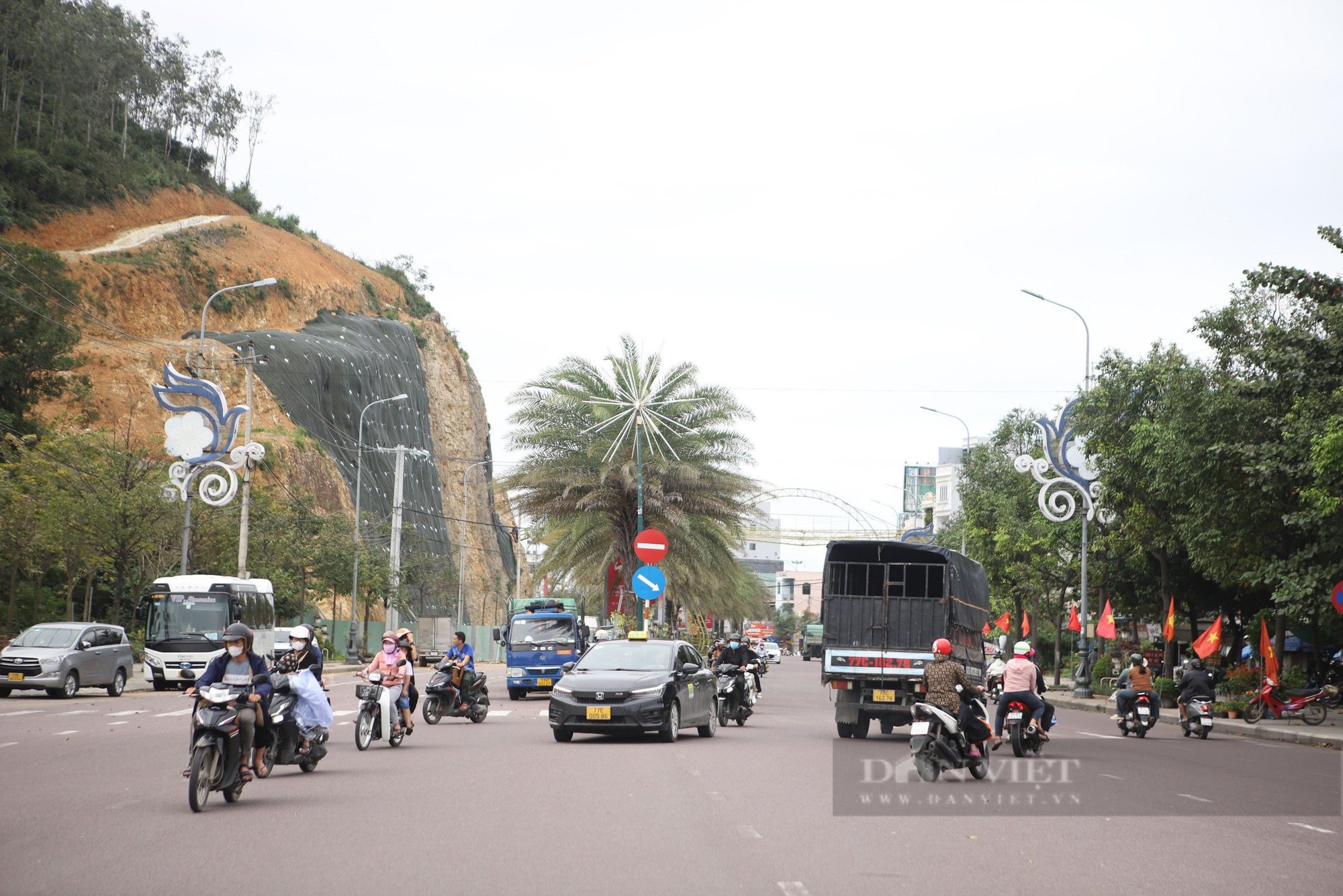 Dự án 62 tỷ đồng "băng bó" núi Bà Hỏa ở Bình Định sau vụ sạt lở khiến 3 người bị thương- Ảnh 5.