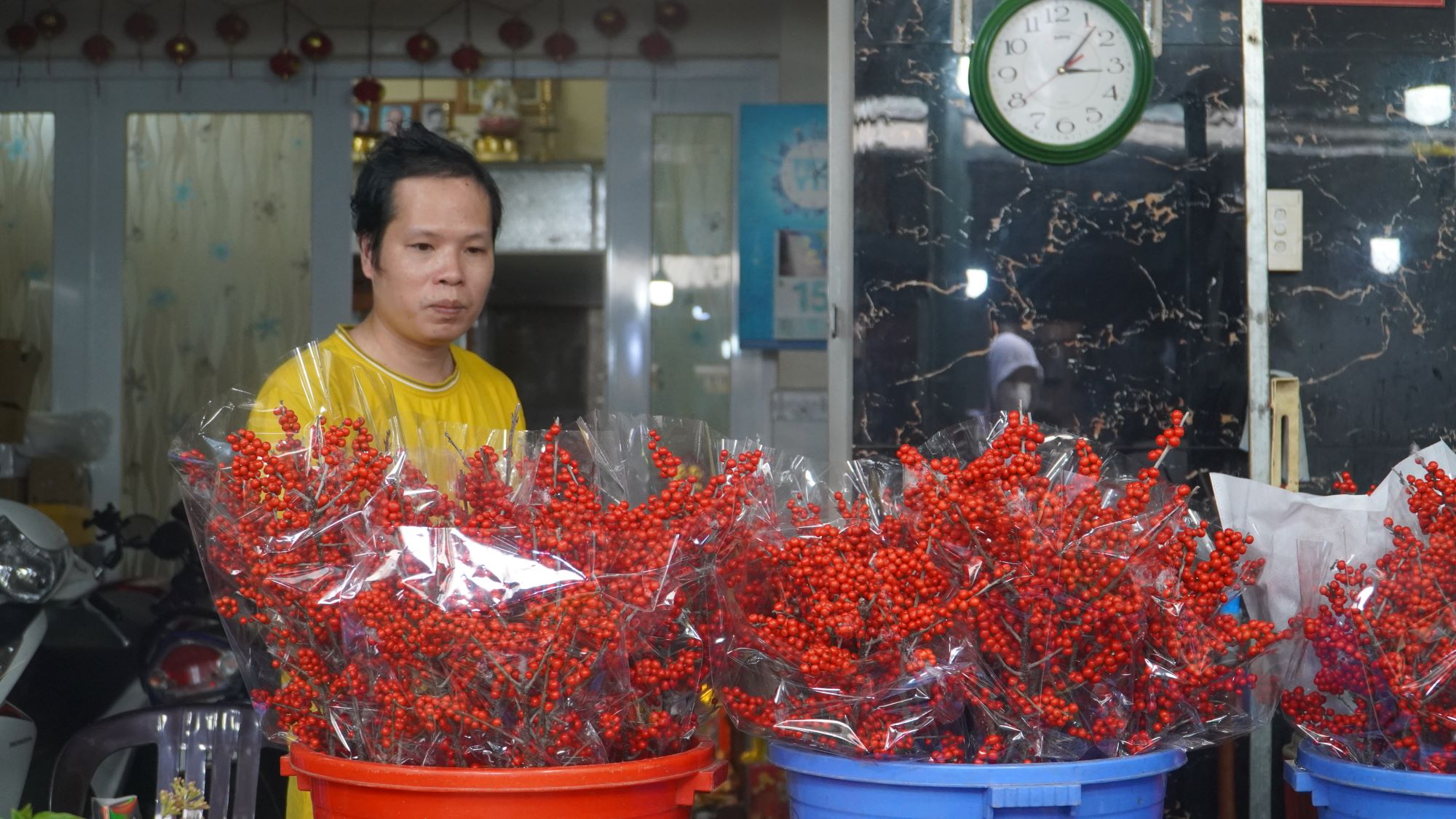 
Chợ hoa tươi đặc sắc giữa Sài thành lên hàng đón Tết- Ảnh 5.