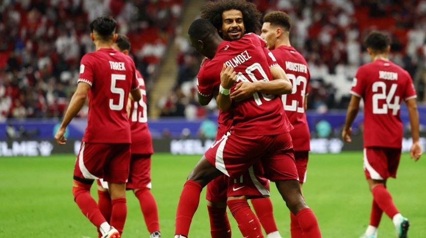 Thắng nhẹ Tajikistan, Qatar sớm giành vé vào vòng 1/8 Asian Cup 2024- Ảnh 1.