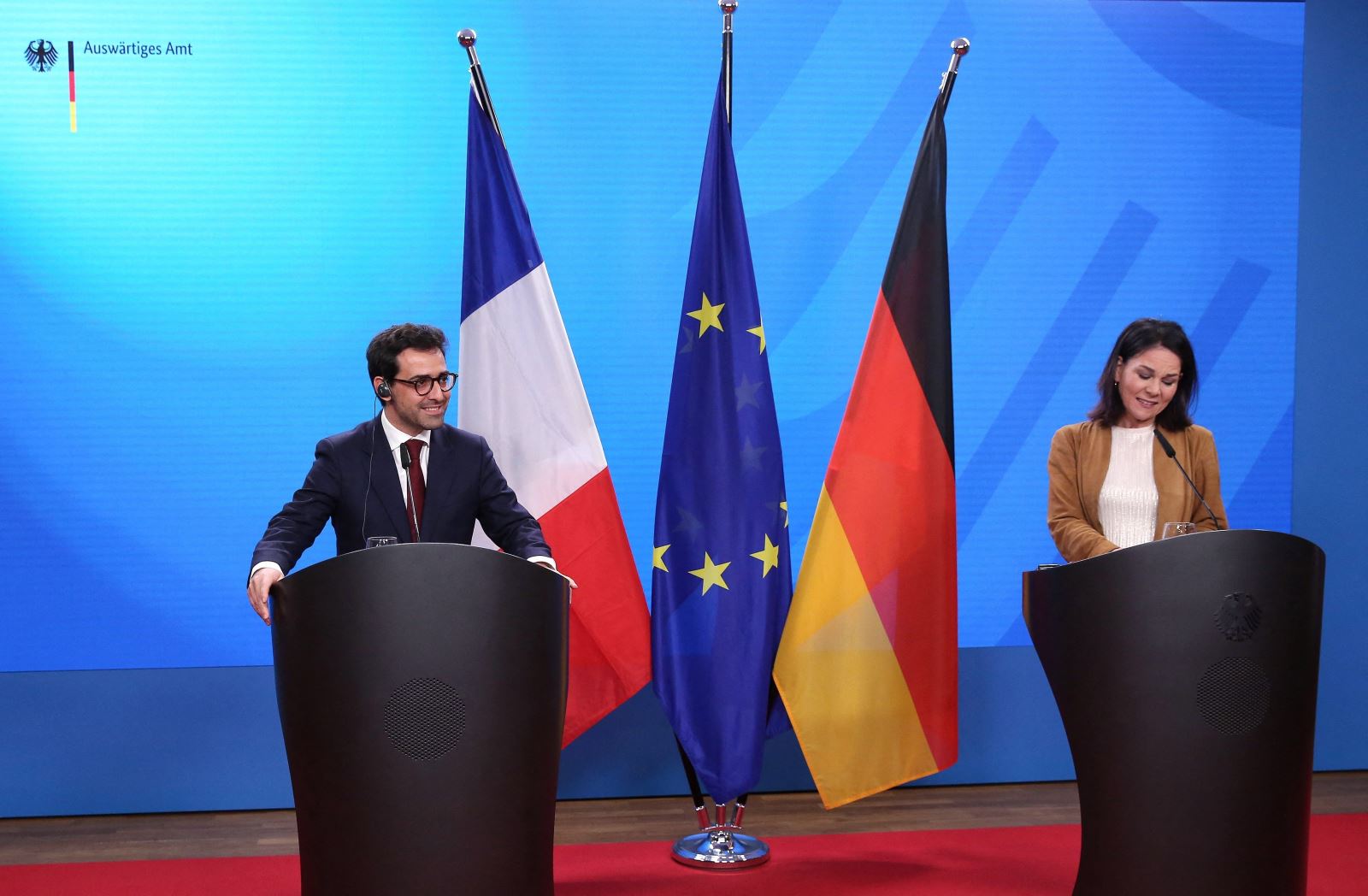 Mỹ thuyết phục Pháp, Đức viện trợ cho Ukraine như thế nào?- Ảnh 2.