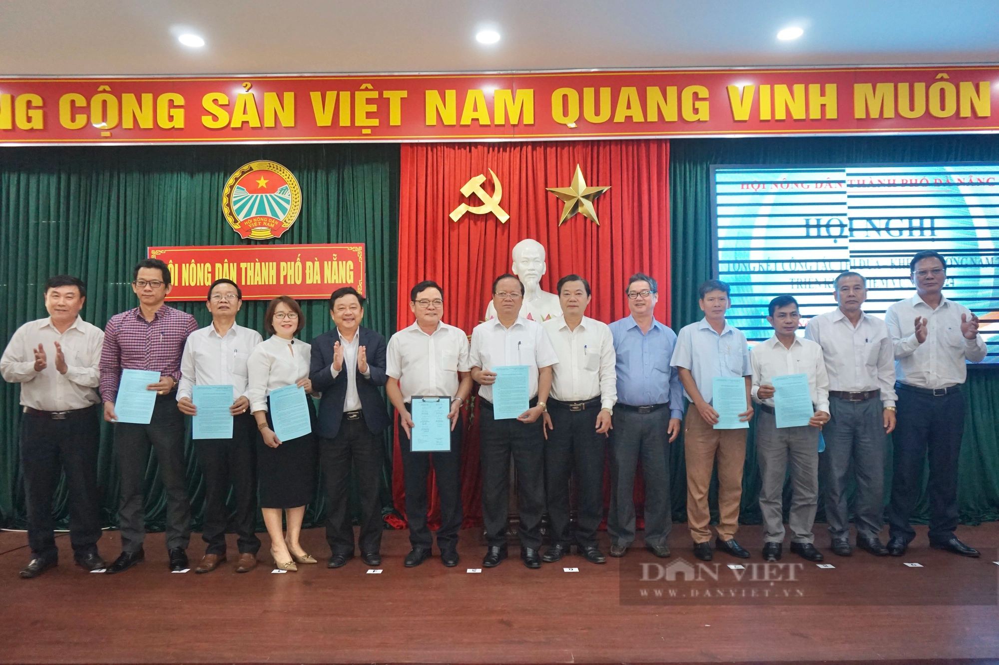 Hội Nông dân Đà Nẵng tặng Bằng khen cho 28 tập thể và 71 cá nhân có thành tích xuất sắc năm 2023- Ảnh 4.