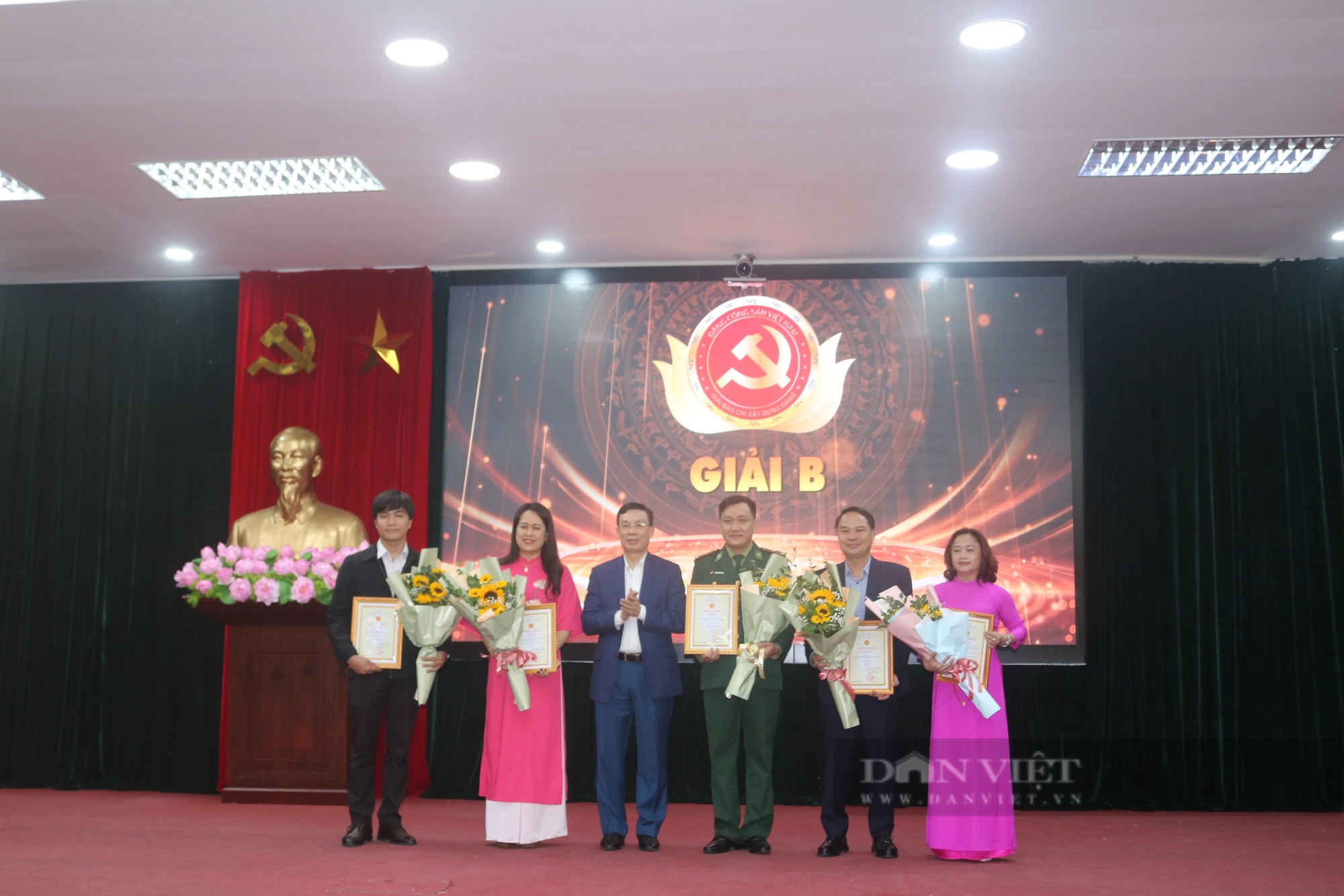 Báo Dân Việt đoạt 2 Giải Báo chí về xây dựng Đảng tỉnh Sơn La năm 2023- Ảnh 6.