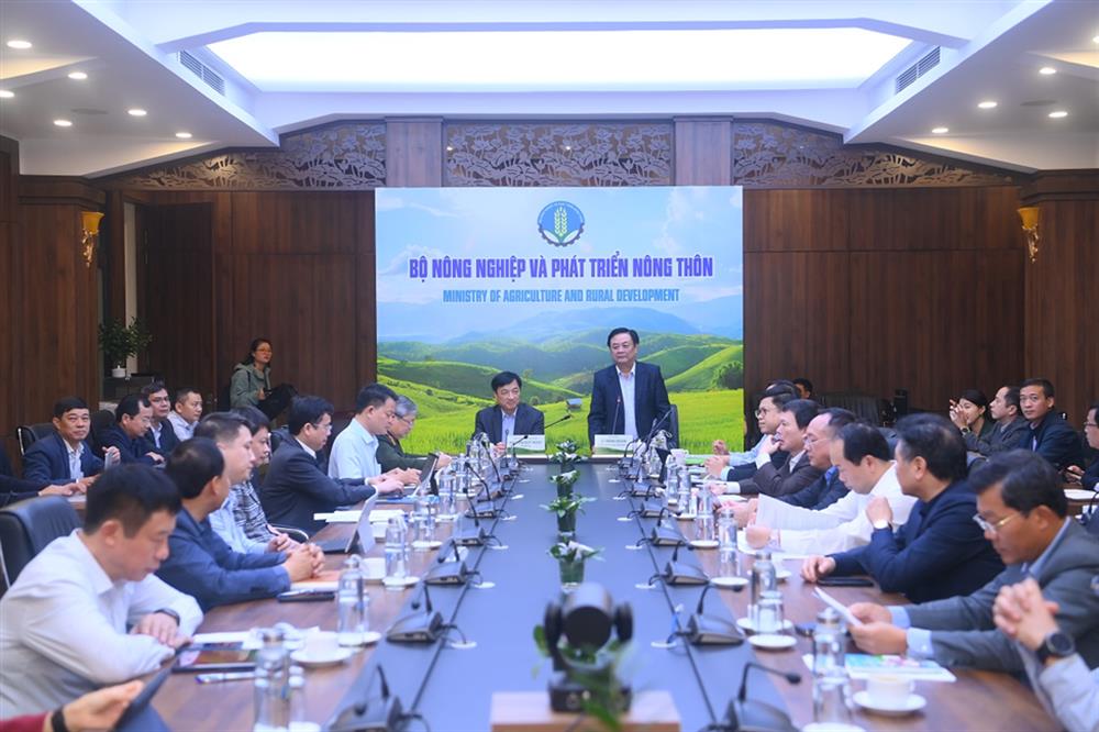 Thứ trưởng Bộ Công an Nguyễn Duy Ngọc làm việc với Bộ NNPTNT về triển khai Đề án 06 trong lĩnh vực nông nghiệp- Ảnh 1.