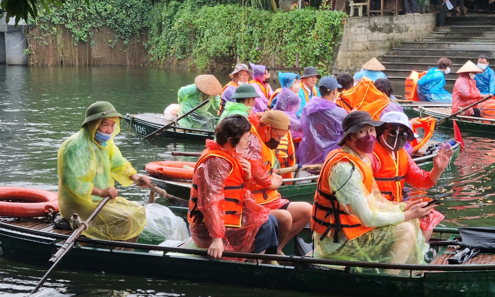 Du lịch Ninh Bình: Mục tiêu đón 7,5 triệu lượt khách năm 2024 - Ảnh 2.