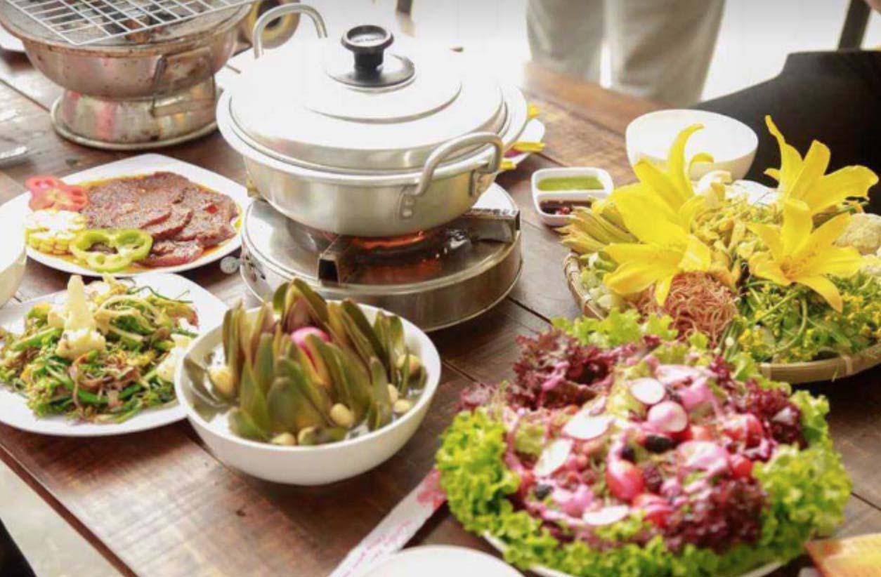 Độc đáo món ăn làm từ hoa lại được vinh danh là Ẩm thực tiêu biểu Việt Nam- Ảnh 2.