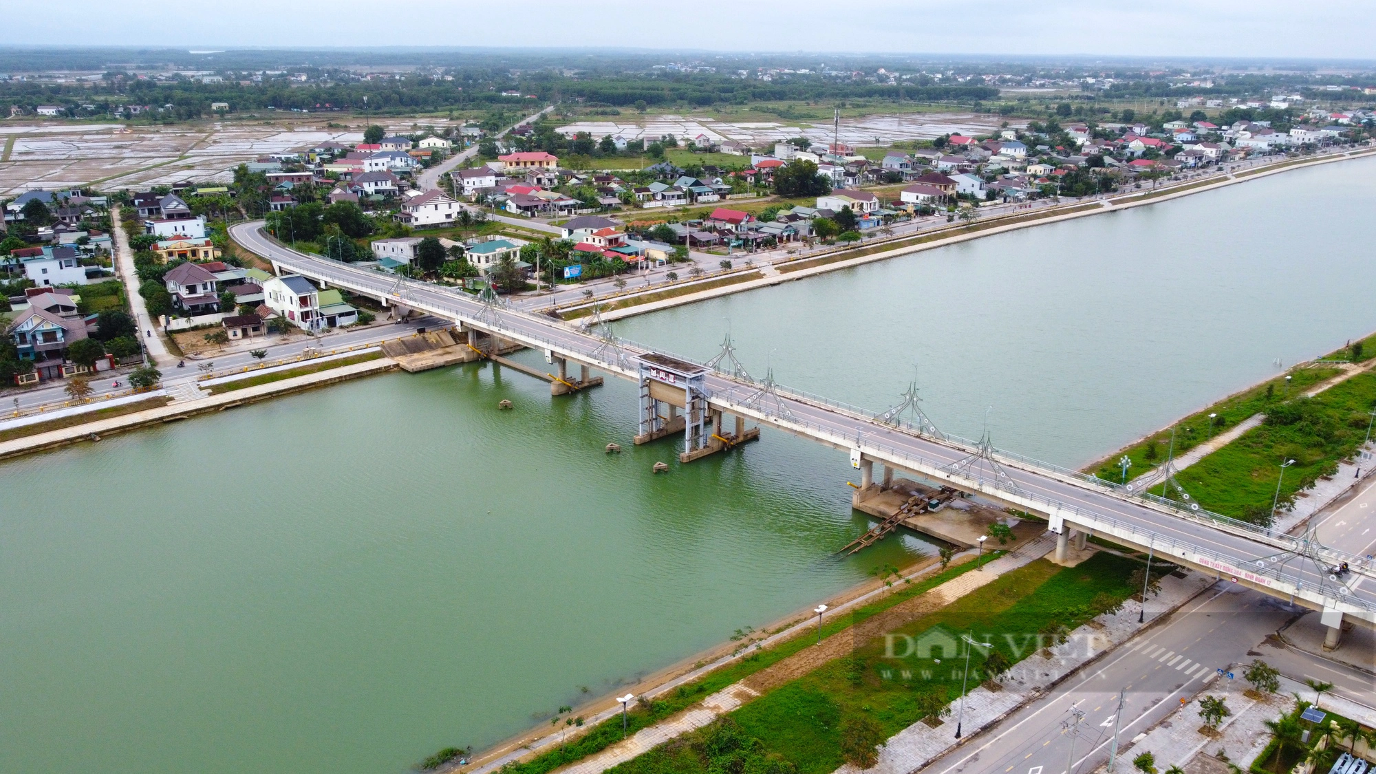 Thông tin mới nhất việc lấy ý kiến đặt tên 2 cây cầu bắc qua sông Hiếu, tỉnh Quảng Trị- Ảnh 2.