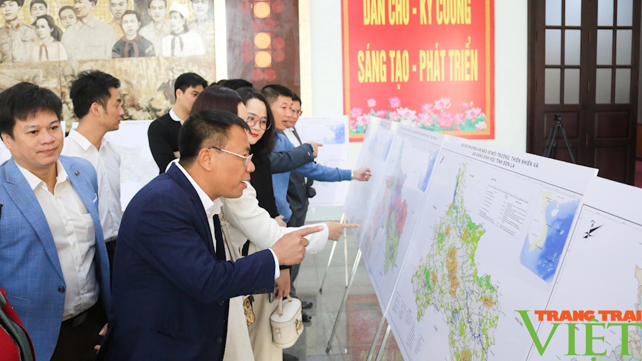 Sơn La: Trao quyết định chủ trương đầu tư cho 8 dự án với tổng mức trên 1 nghìn tỷ đồng- Ảnh 5.