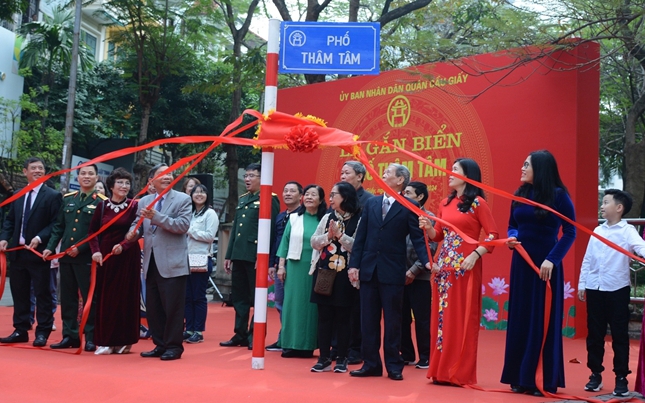 Phố mang tên nhà thơ Thâm Tâm vừa được gắn biển nằm cạnh phố Lưu Quang Vũ, Xuân Quỳnh, Tú Mỡ
