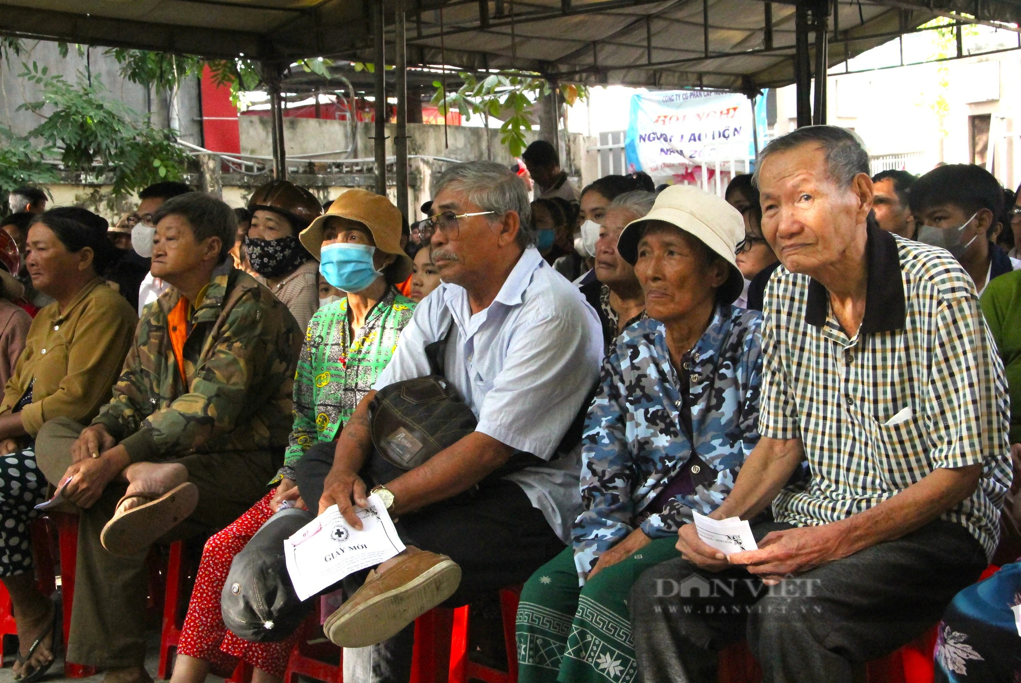 Ấm áp phiên chợ Tết 0 đồng cho người nghèo tại Ninh Thuận- Ảnh 6.