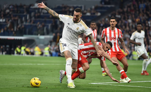 Real Madrid bị tố thắng "mờ ám", HLV Ancelotti phản ứng bất ngờ- Ảnh 1.