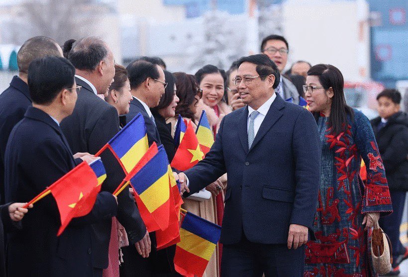 Thủ tướng Phạm Minh Chính gặp gỡ cộng đồng người Việt Nam tại Romania- Ảnh 1.